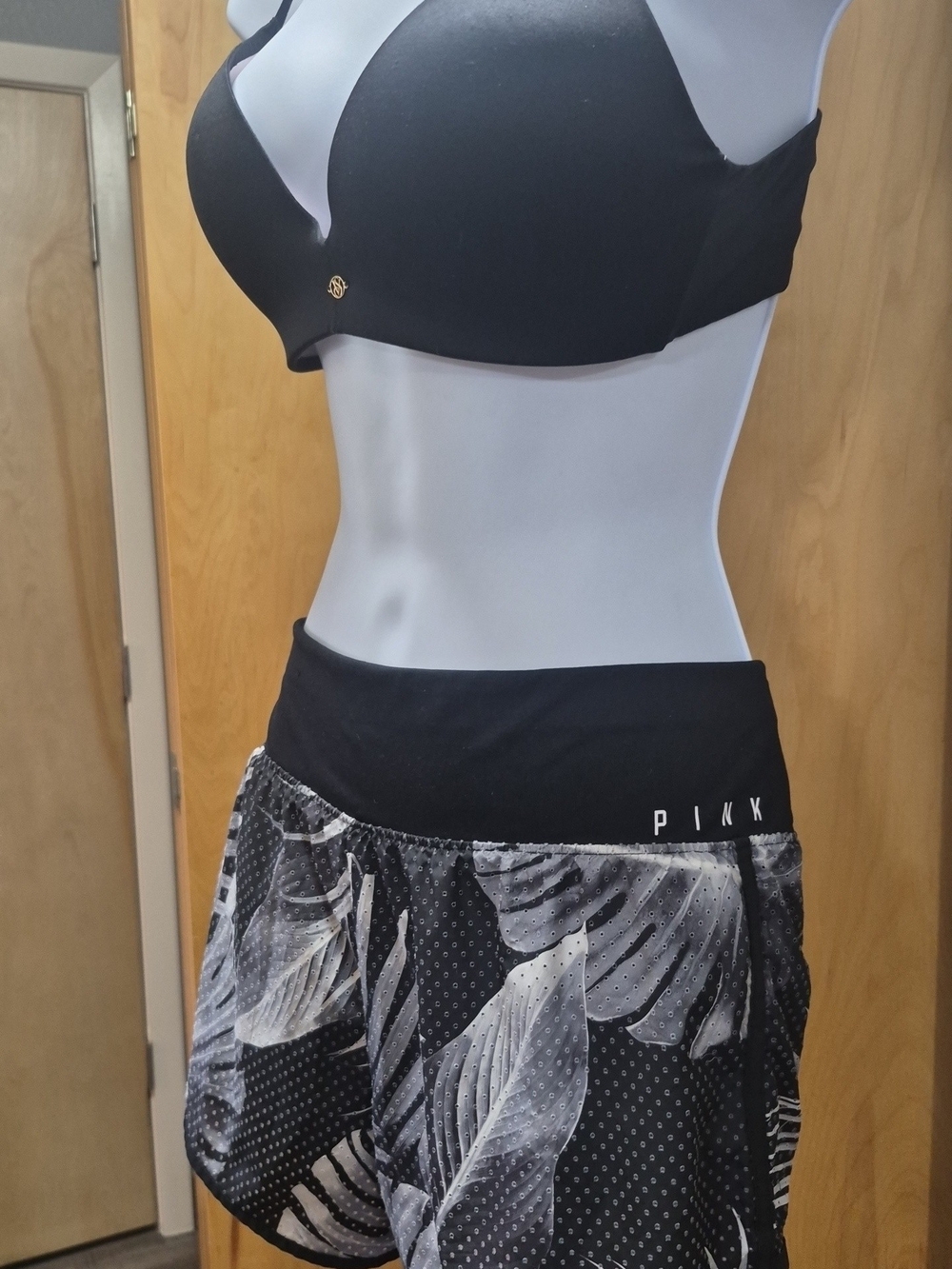 PINK Victoria's Secret Black & White Leaf Print Circle Skirt